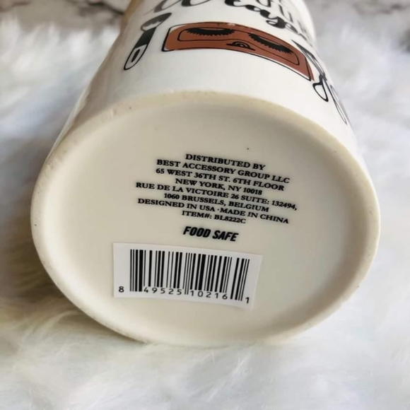 Choose Your Weapon Makeup Brush Holder - Picture 7 of 10